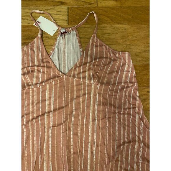 NWT SO, women's pink striped v-neck sleeveless racerback blouse size XL - Picture 3 of 8